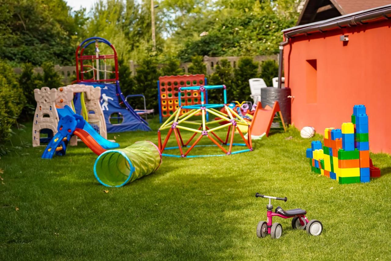 Holiday Home Vegas - House And Garten For Exclusive Use Kolczewo Ngoại thất bức ảnh
